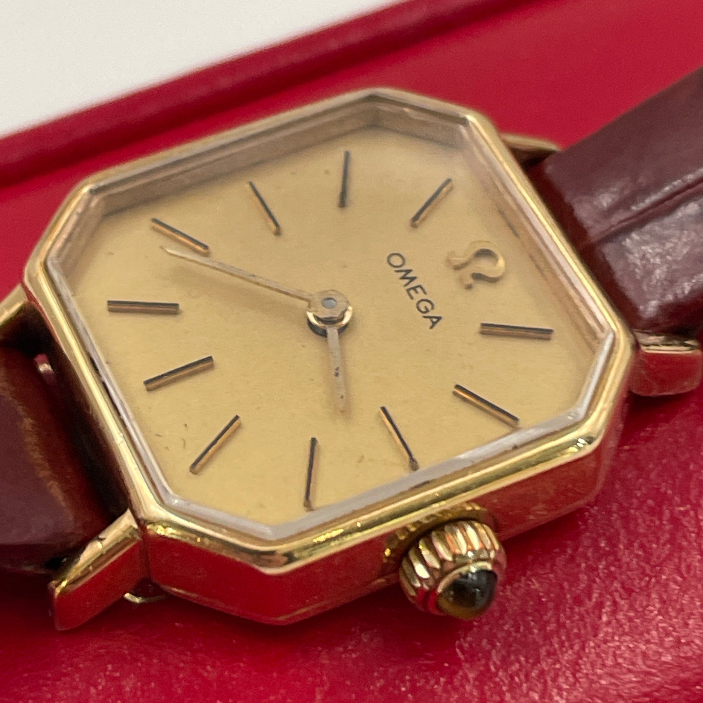 Omega Ladies Mechanical 9ct Gold Watch Elite HNW High End Watches omega-ladies-mechanical-9ct-gold-watch-elite-hnw-high-end-watches