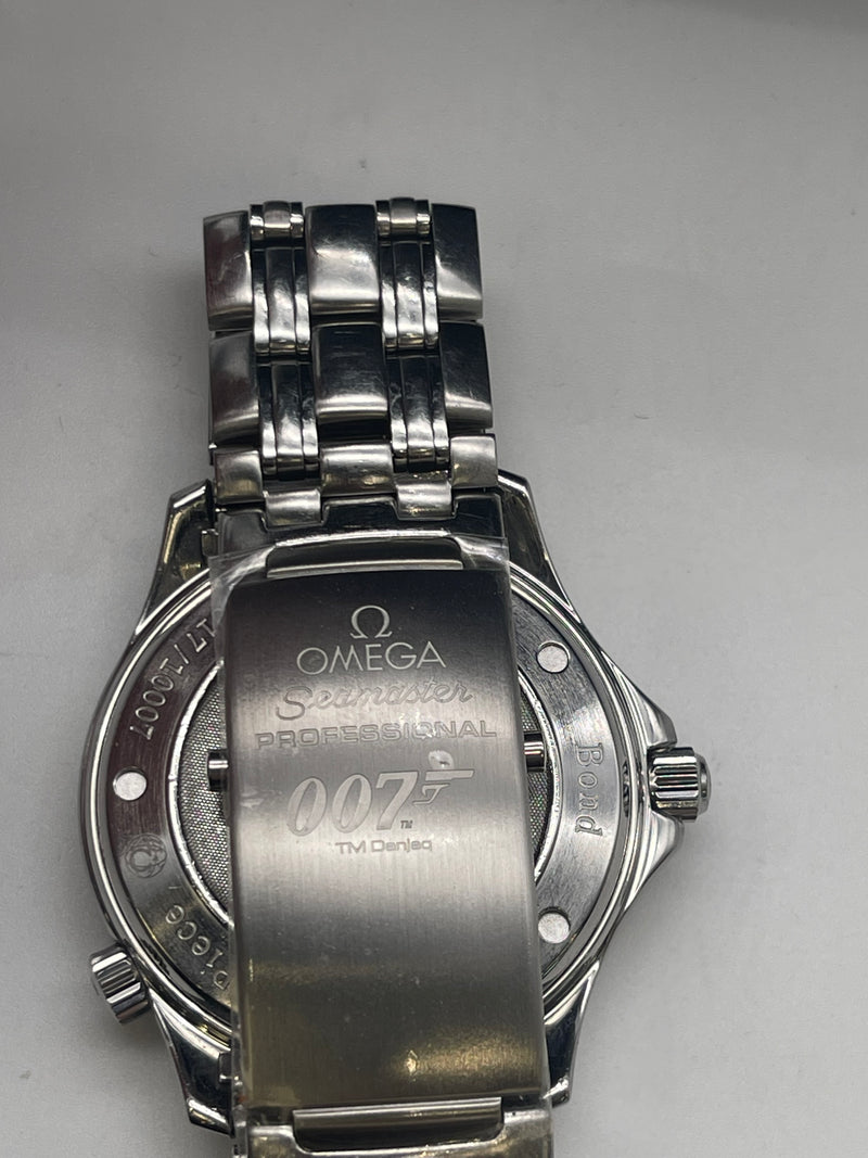 Omega Seamaster 007 Chronometer