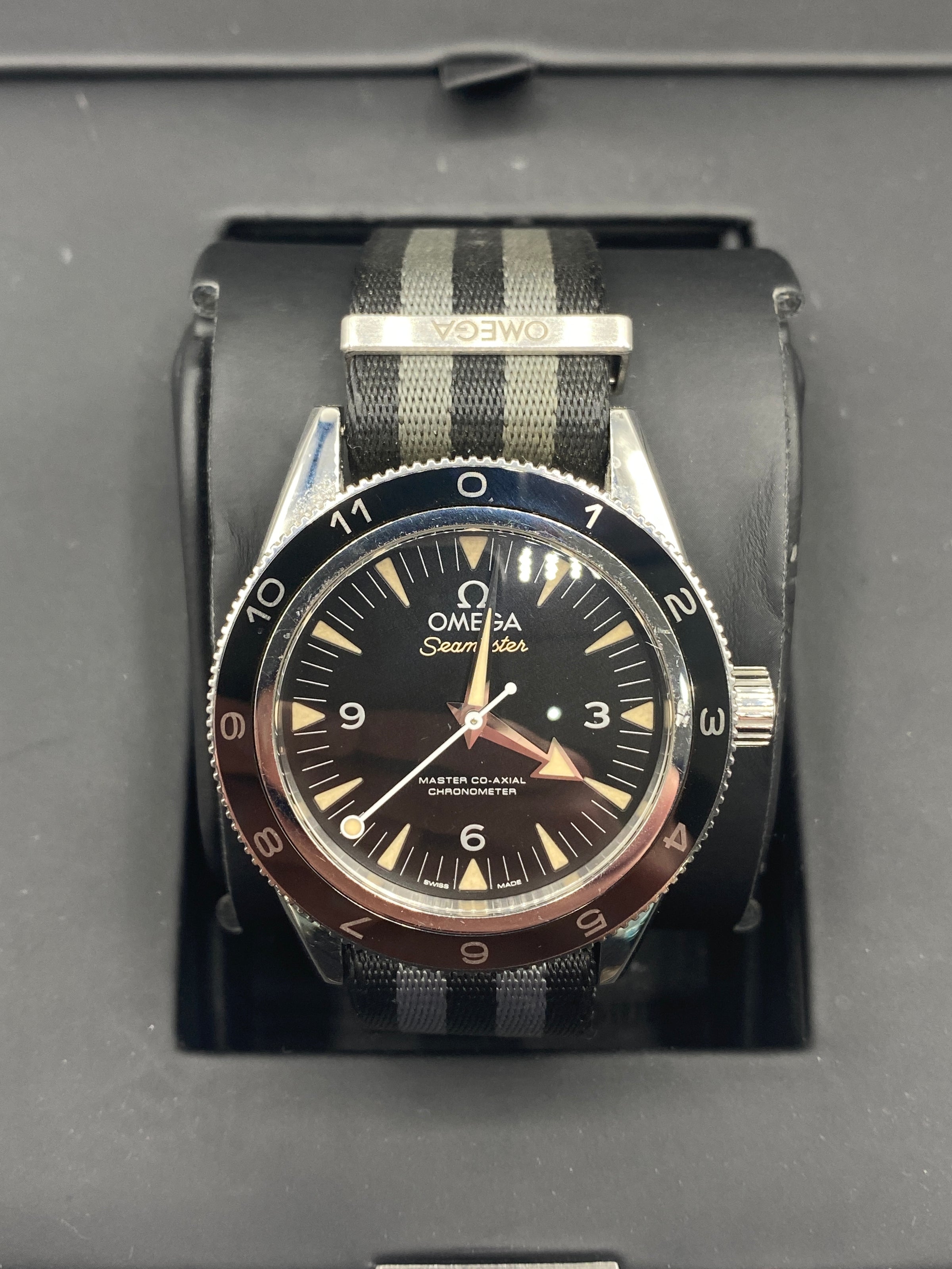 Spectre Omega Back Omega Seamaster Spectre Ltd Edition – Elite HNW - High End Watches ...