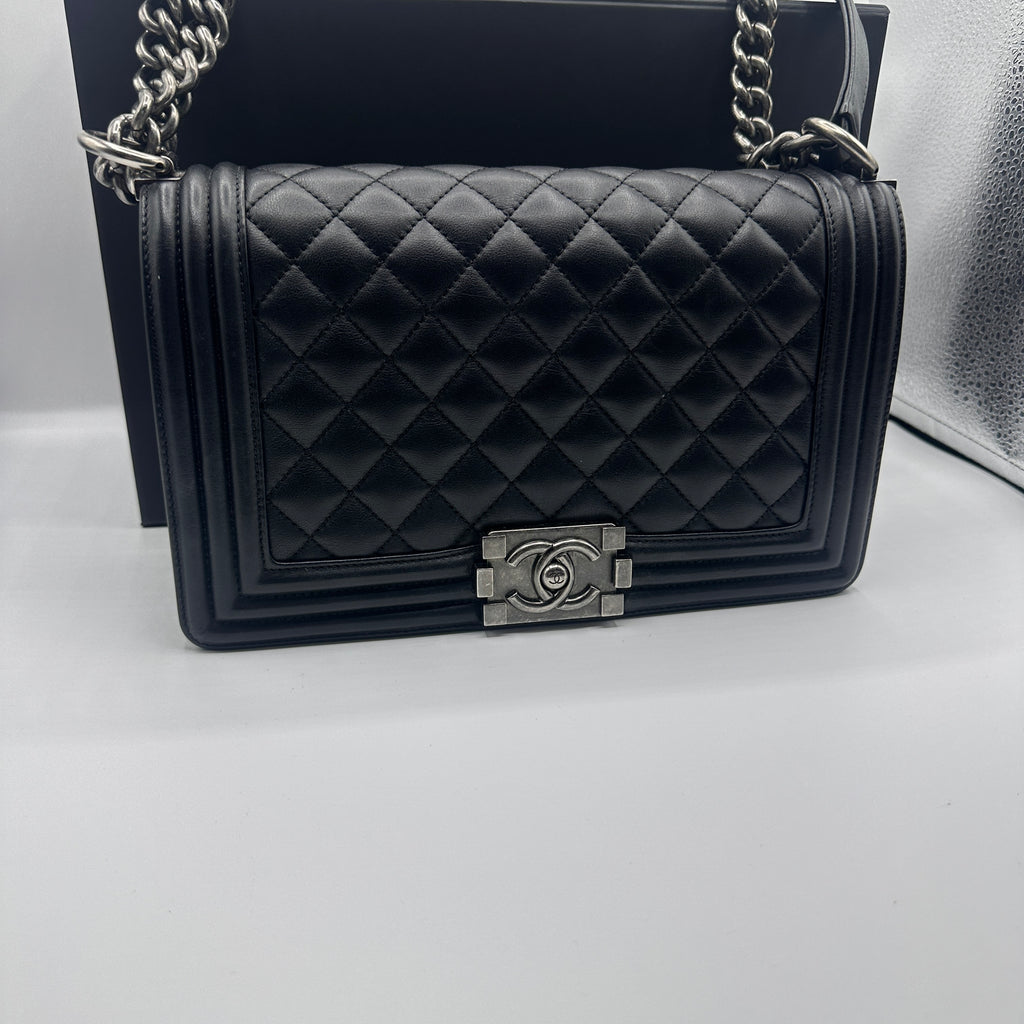 Chanel Boy Black leather Crossbody Bag