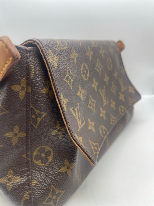 Louis Vuitton 'Looping" PM Handbag