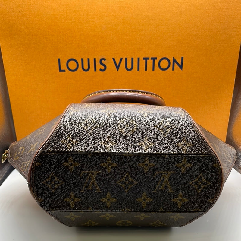 Rounded Louis Vuitton Bag