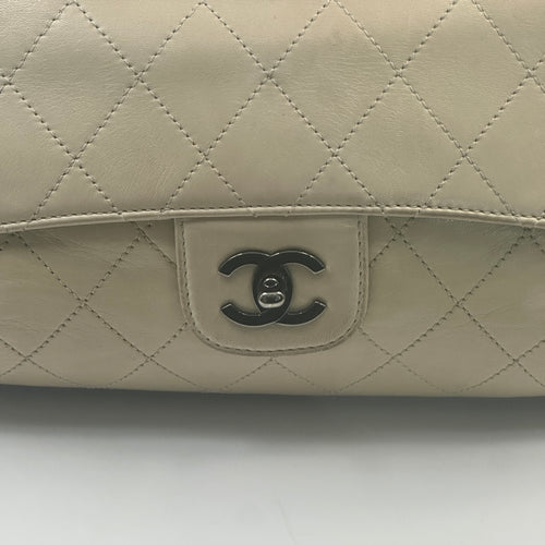 CHANEL Matelasse Shoulder Bag