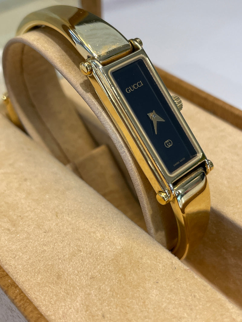 Gucci Quartz Gold Plated Horse bit Watch 1500 – Elite HNW  display picture 3