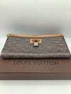 Louis Vuitton Monogram Eden Zoe Pochette 2010