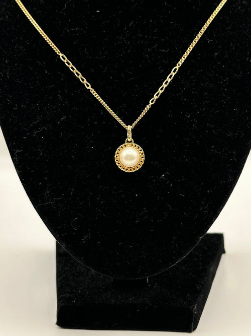 9ct Gold Pearl Pendant