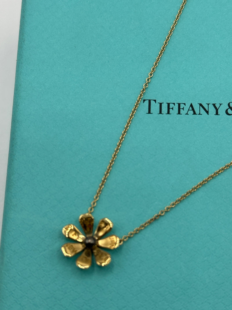 名古屋ウィメンズTiffany & Co. Sunflower Necklace Tiffany & Co Daisy Necklace – Elite HNW - High End Watches