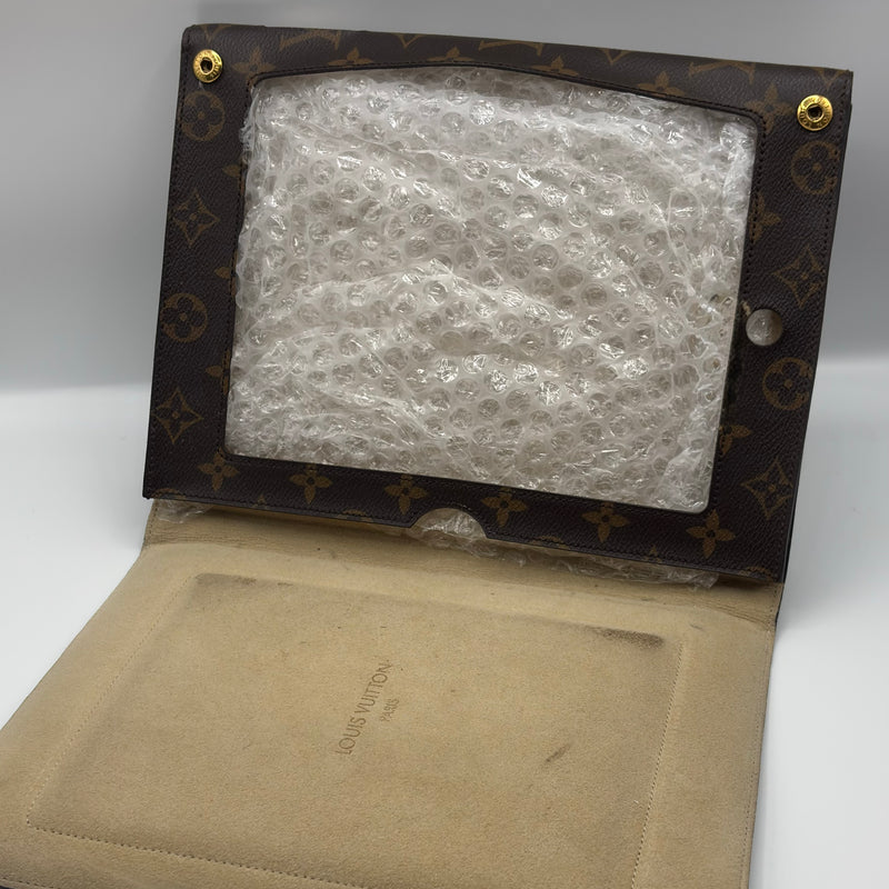 Louis Vuitton Ipad Cover – Elite HNW - High End Watches, Jewellery
