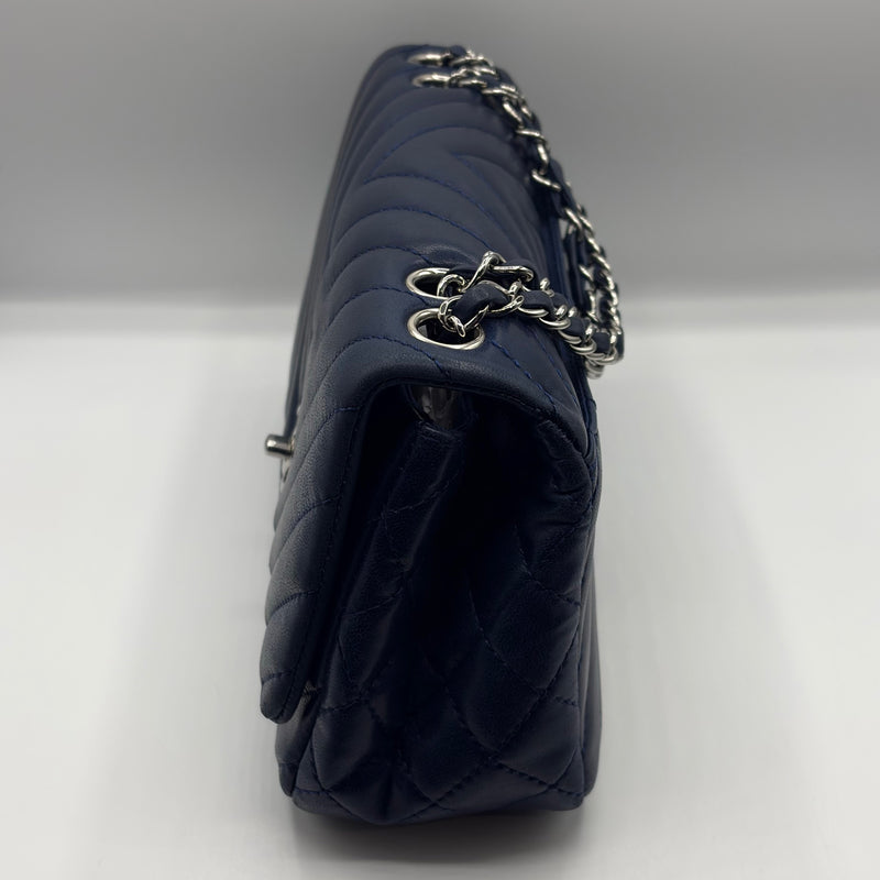 Chanel Medium Navy Blue V Flap Handbag – Elite HNW - High End