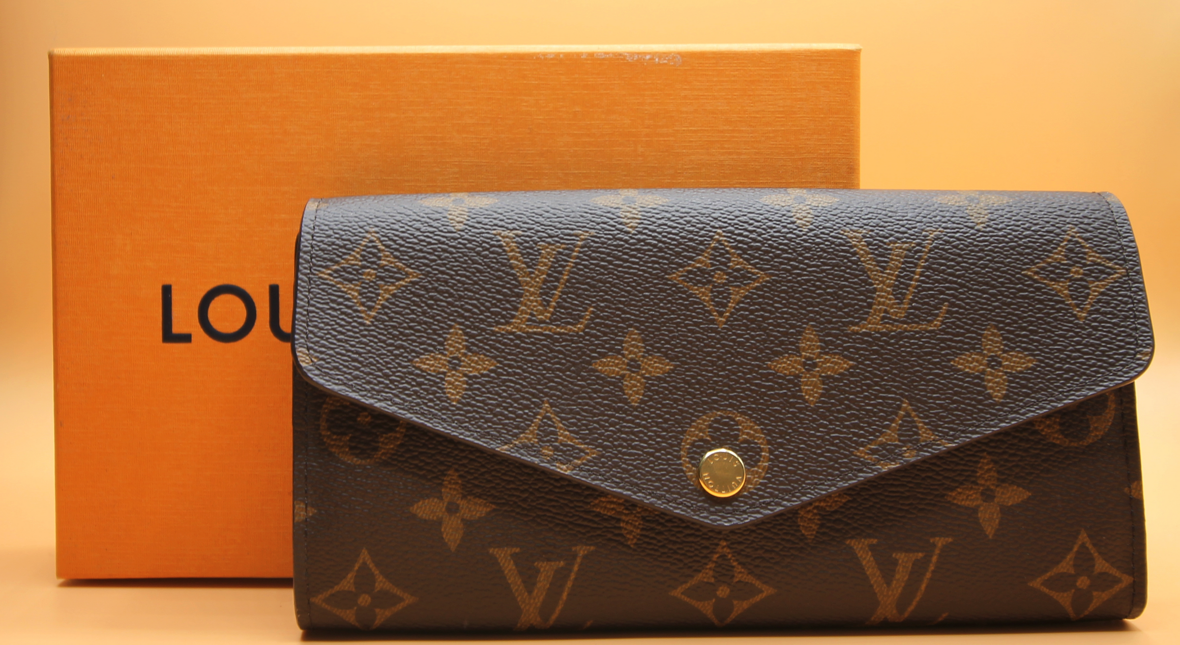 Louis Vuitton Monogram Vintage Sarah Wallet Brown