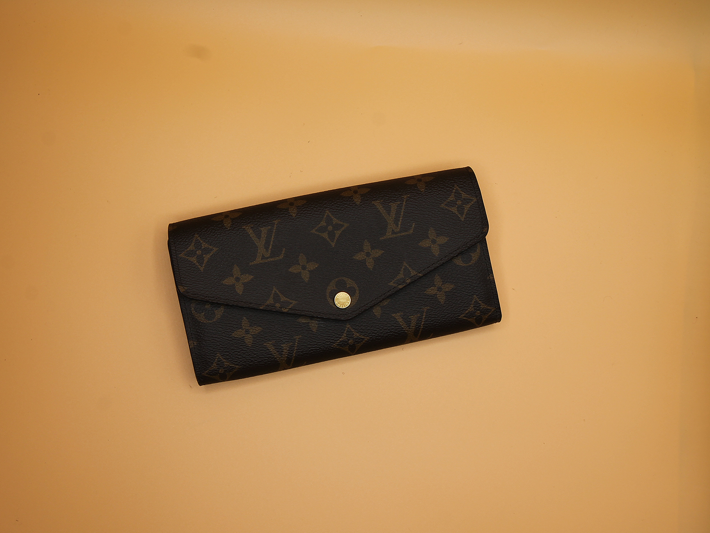 Louis Vuitton Medium Sarah Purse Wallet in Monogram - SOLD