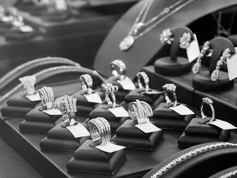 Elite HNW Beaconsfield, High-End Luxury Watches, Jewellery & Fine Art for sale in Beaconsfield. Gold, Silver, Diamonds. 
