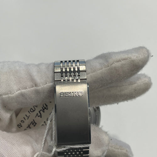 Vintage Seiko EL-3702 (1970 bracelet)