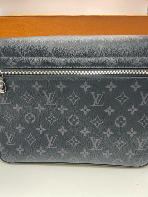 Louis Vuitton Gents Taigarama Messenger Bag