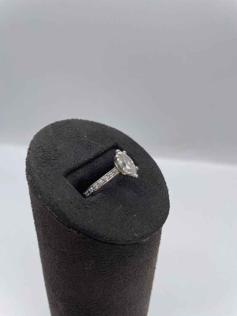18ct White Gold Single Stone Diamond Ring