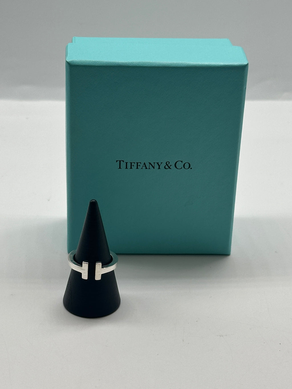 Tiffany & Co T Ring – Elite HNW - High End Watches, Jewellery