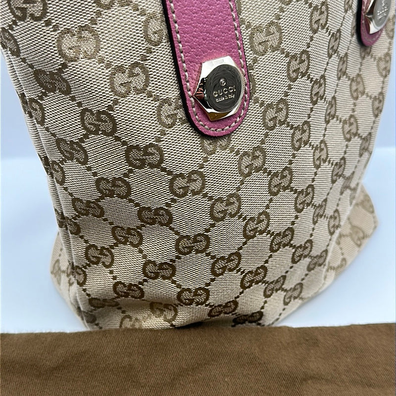 Gucci Bucket Bag