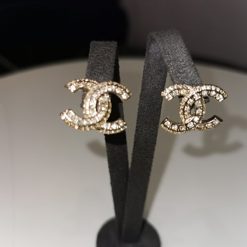 Vintage CHANEL Classic CC Logo gold Earrings with Crystals