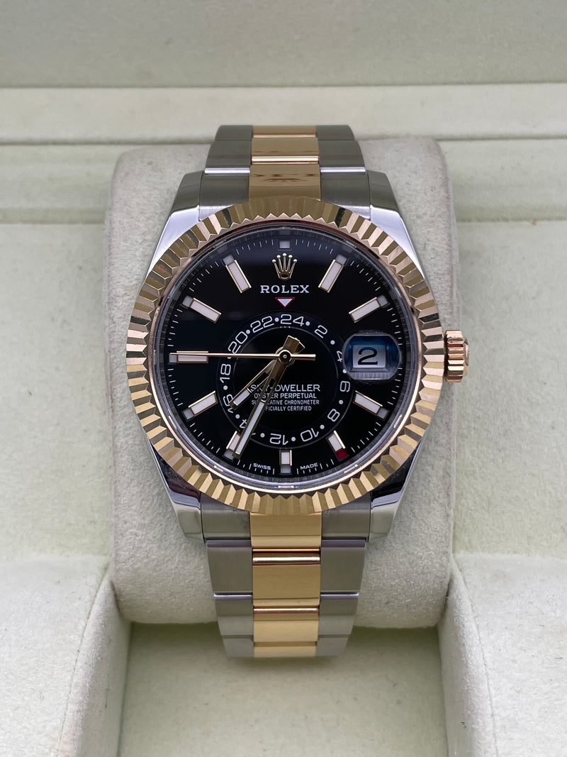 Rolex Sky-Dweller In Oystersteel And Yellow Gold