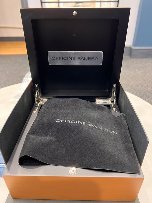 Panerai Luminor Black Ceramica 1950 GMT