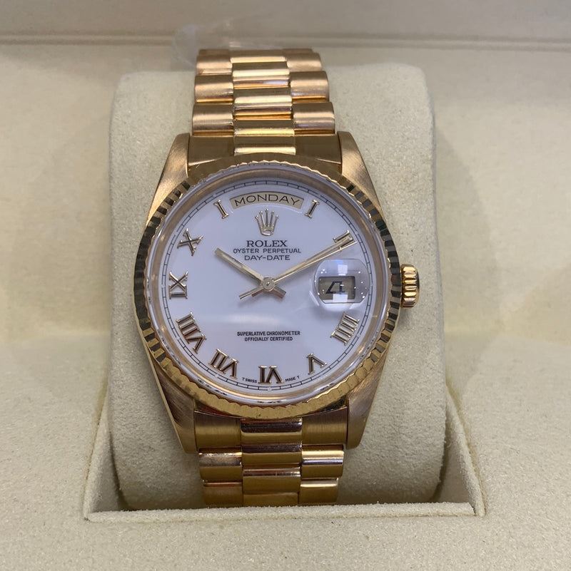 Rolex 18ct Gold Daydate Roman Numeral Dial 1990 18238 Box and Papers