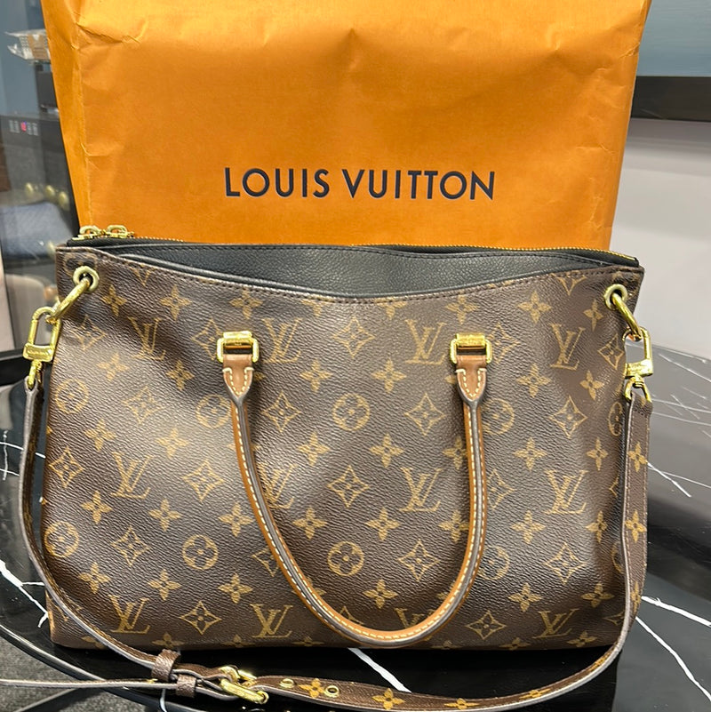 Louis Vuitton Pallas Leather Handbag