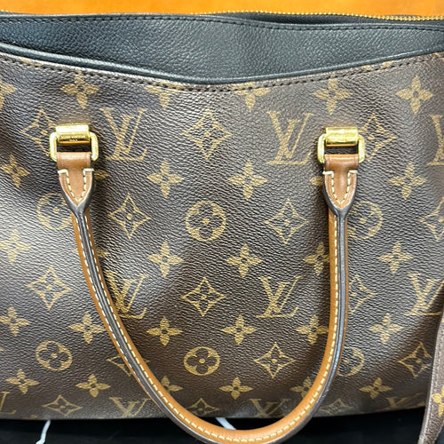 Louis Vuitton Pallas Leather Handbag