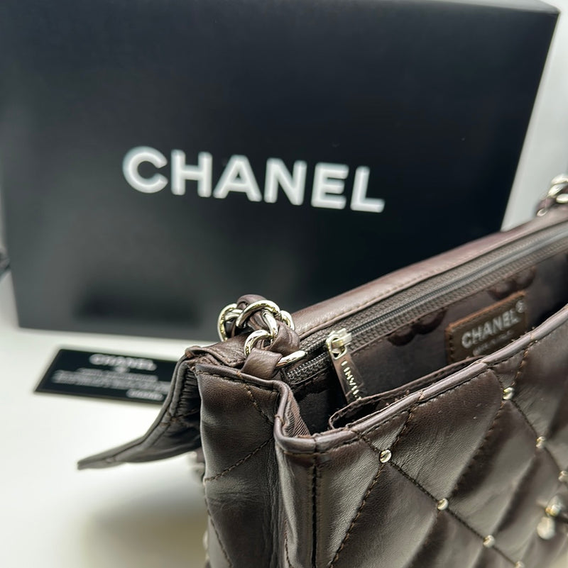 Chanel Vip Gift Phone Bag W/Coin Pouch