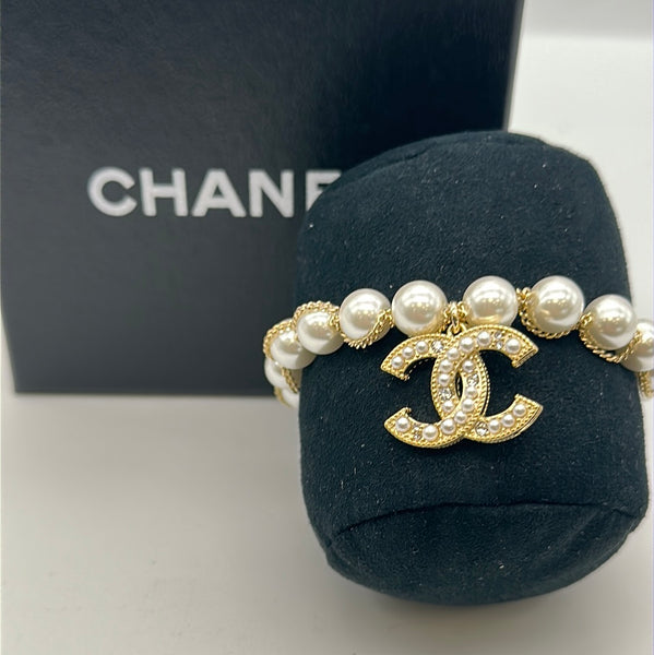 Chanel Pearl Bracelet with CC Logo