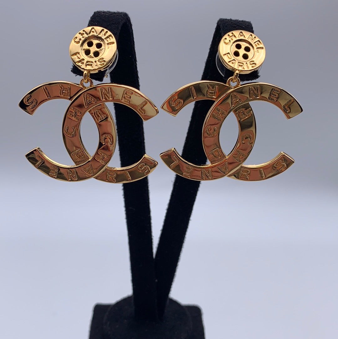 Chanel CC Logo Gold Drop Earrings – Elite HNW End Watches, Jewellery & Art Boutique