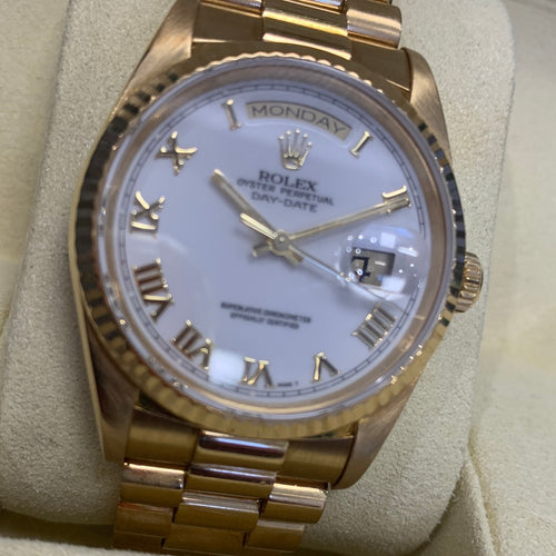 Rolex 18ct Gold Daydate Roman Numeral Dial 1990 18238 Box and Papers