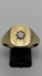 Gents 18ct  Yellow Gold Diamond Signet Ring